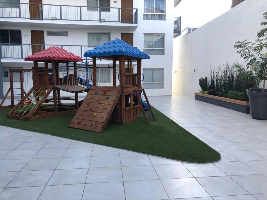 Be Central Departamento Con Alberca En El Centro De Guadalaja Guadalajara Ngoại thất bức ảnh